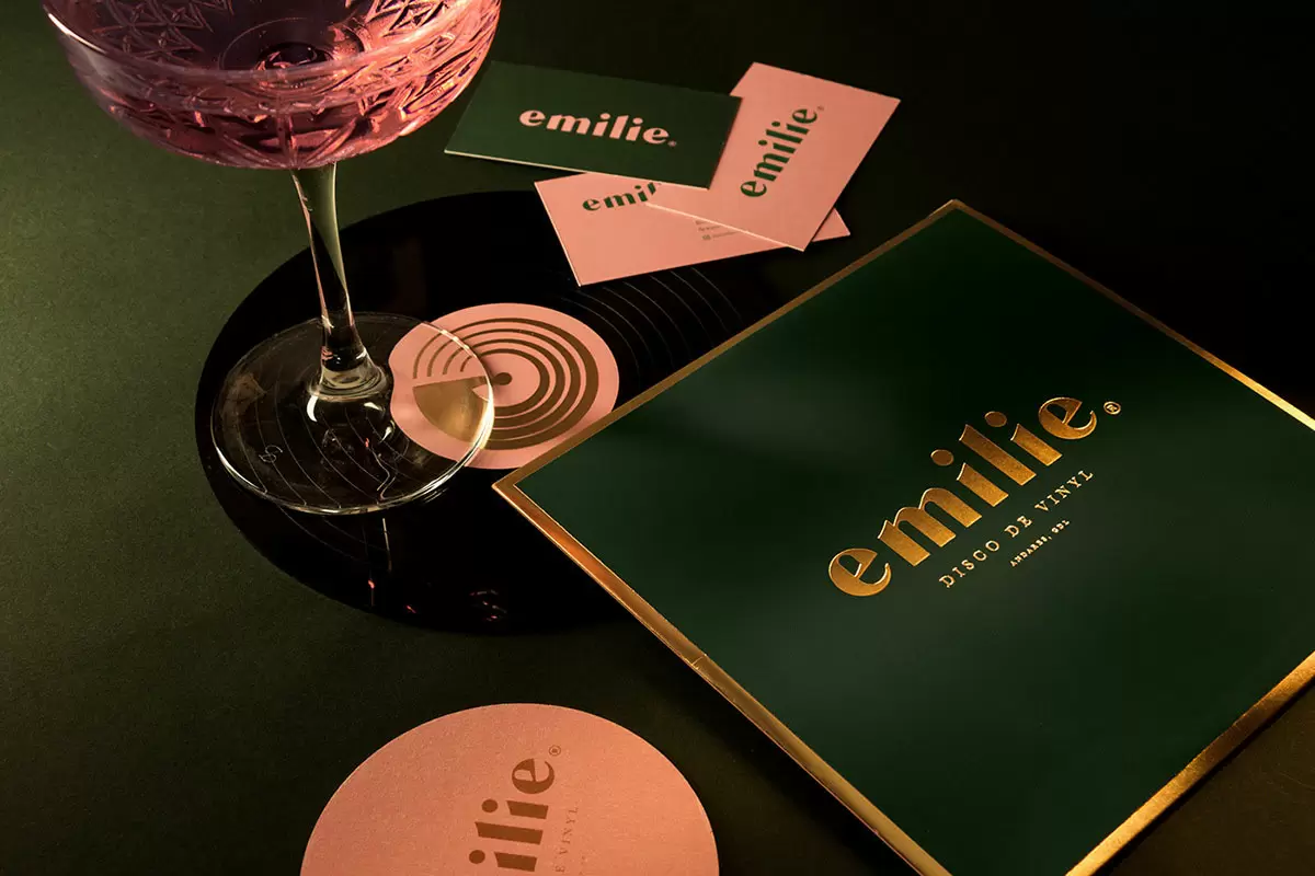 emilie文化标签