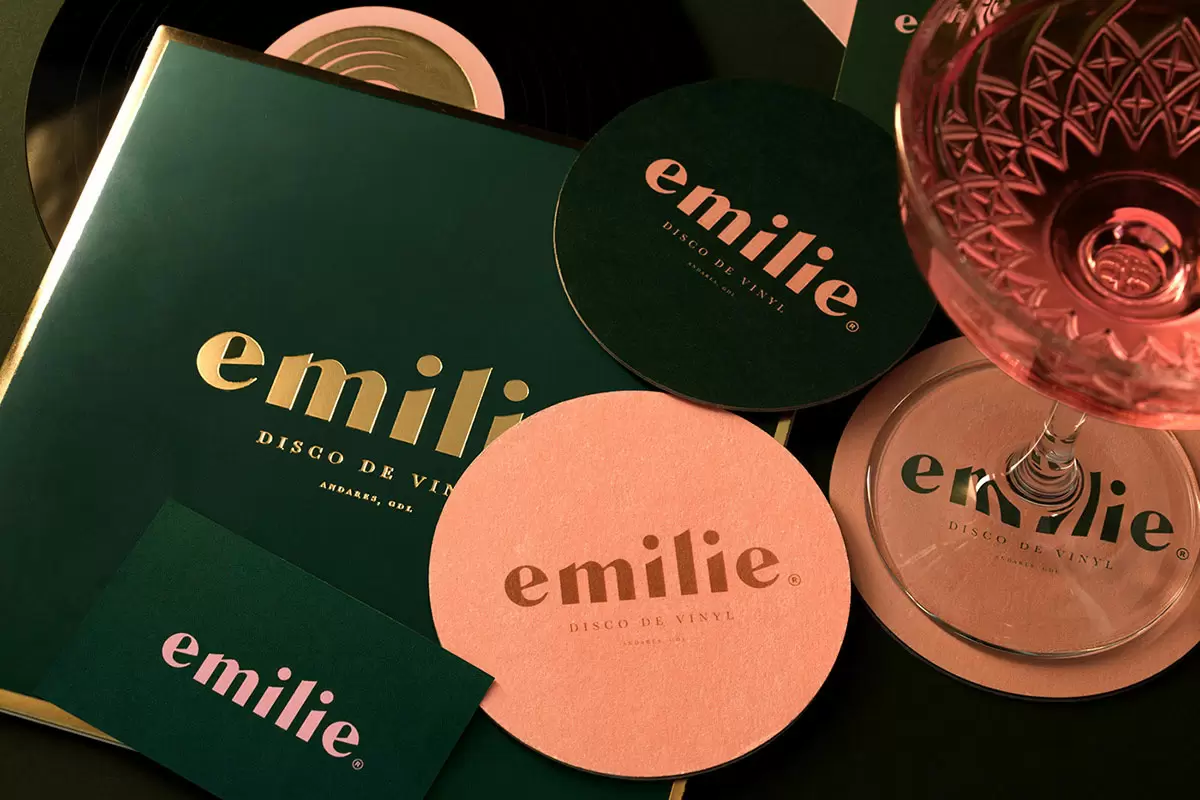 emilie文化标签