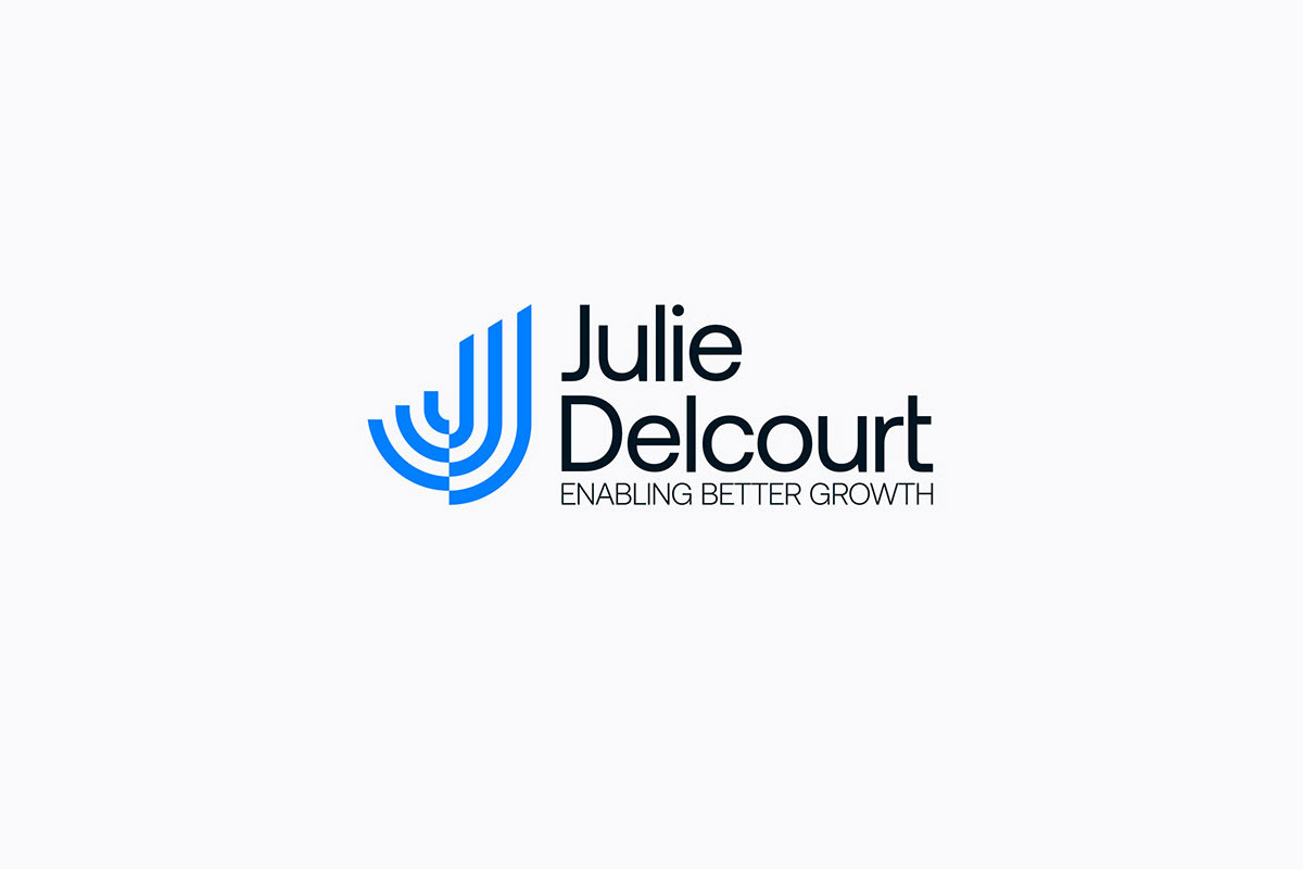 Julie Delcourt营销